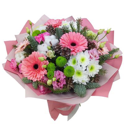 Красивый букет ароматных цветов «Лепестковая фантазия»