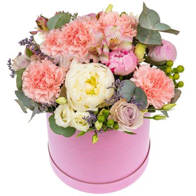 Шикарный букет в коробке «Ласка»