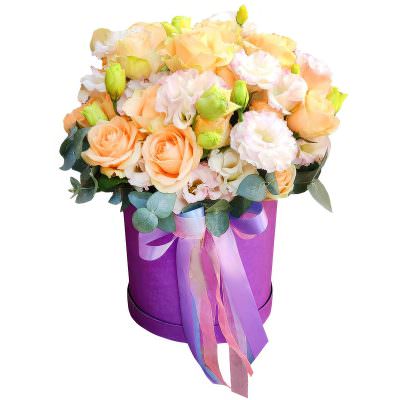 Букет в шляпной коробке «Весенний сон»